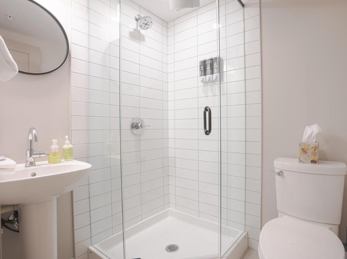 Basecamp Suites באנף מראה חיצוני תמונה