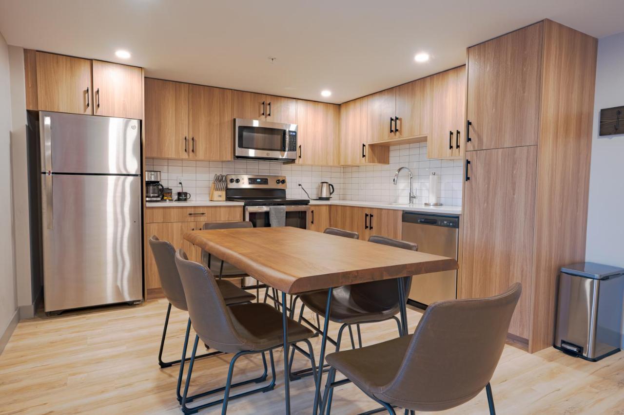 Basecamp Suites באנף מראה חיצוני תמונה